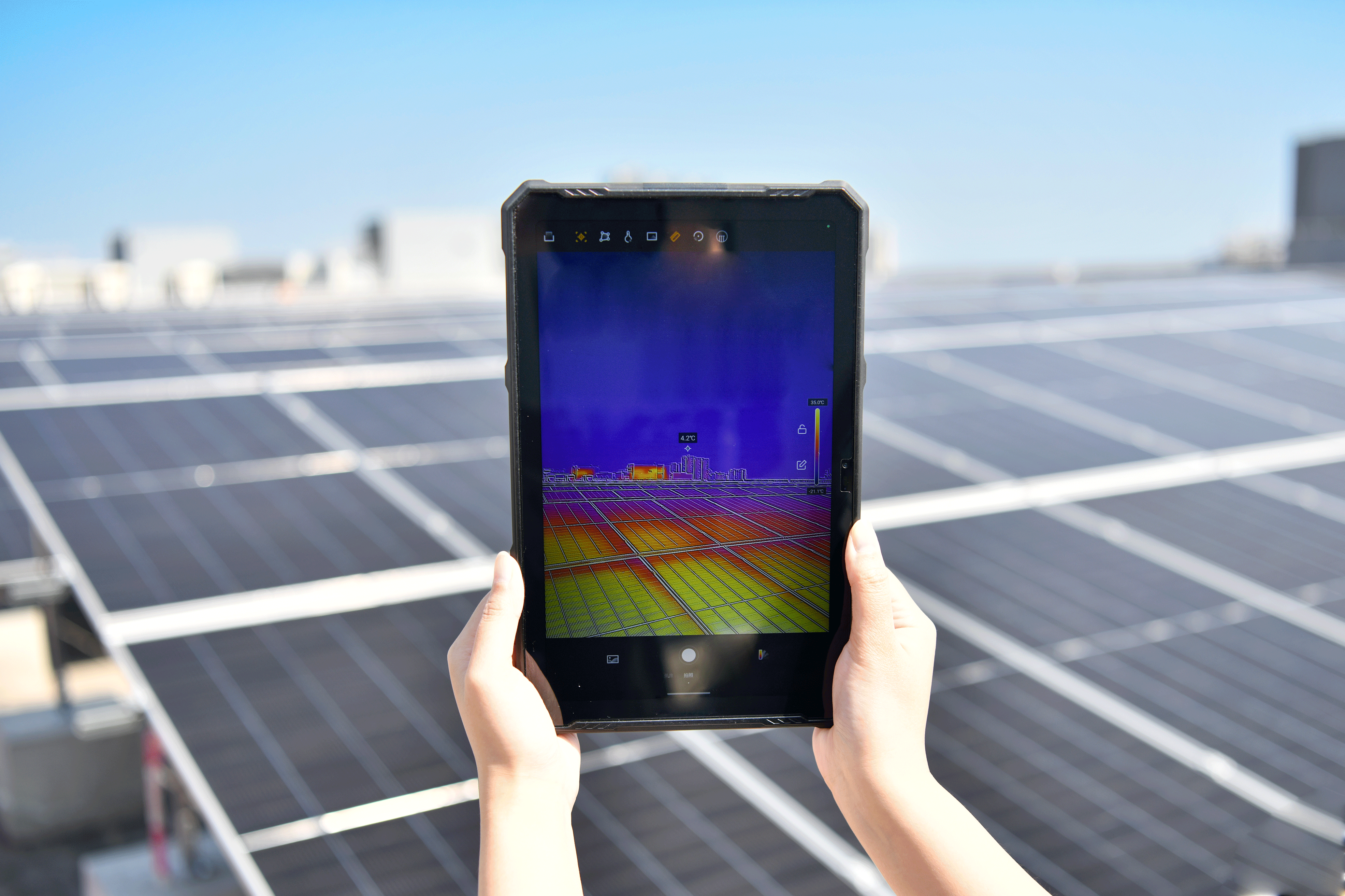 遨游三防平板以新一代信息技术赋能战略性新兴产业数字化转型