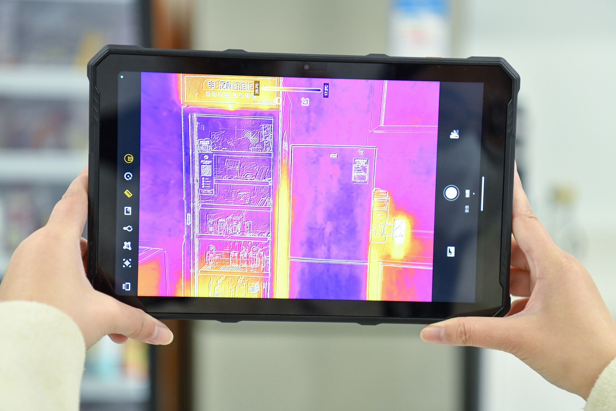 防爆平板：5大应用场景颠覆传统作业模式