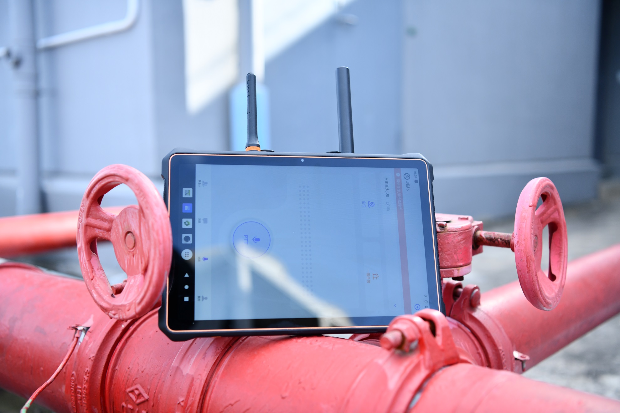 全频段5G防爆平板激活石油石化神经末梢，驱动能源安全数字化