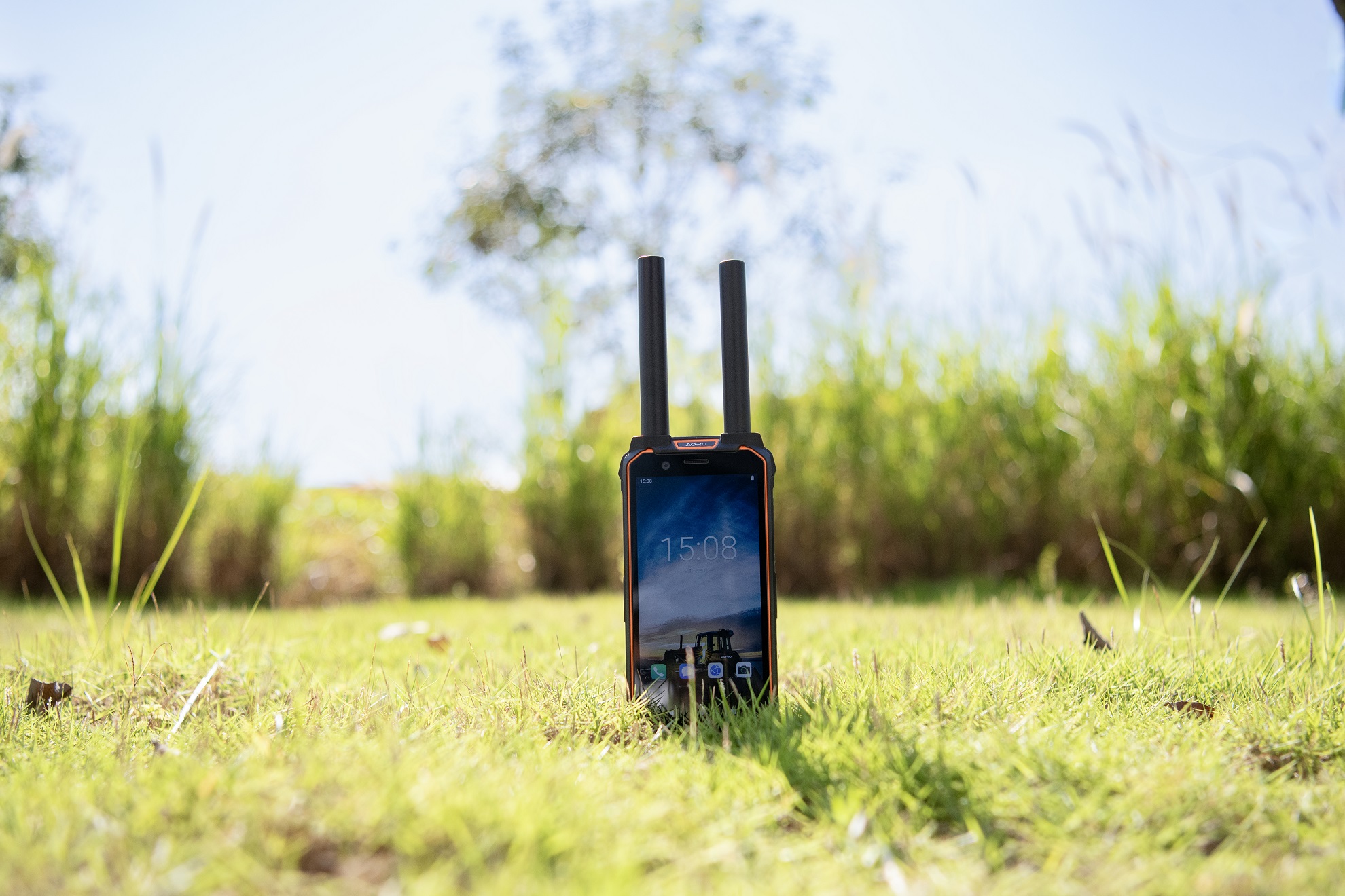 2025年不容错过的三款卫星防爆手机，信号盲区守护生命安全