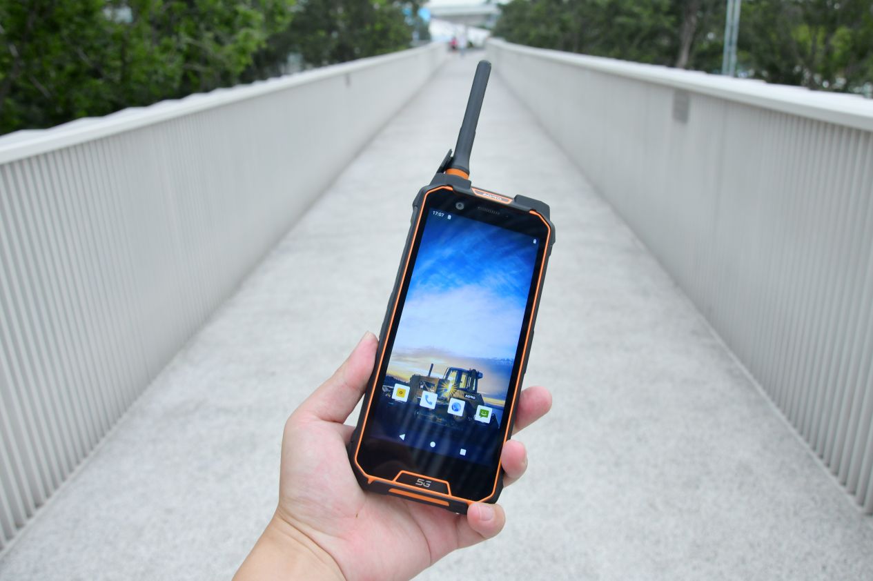 2025年旗舰防爆手机解析，模块化拓展应对未来升级