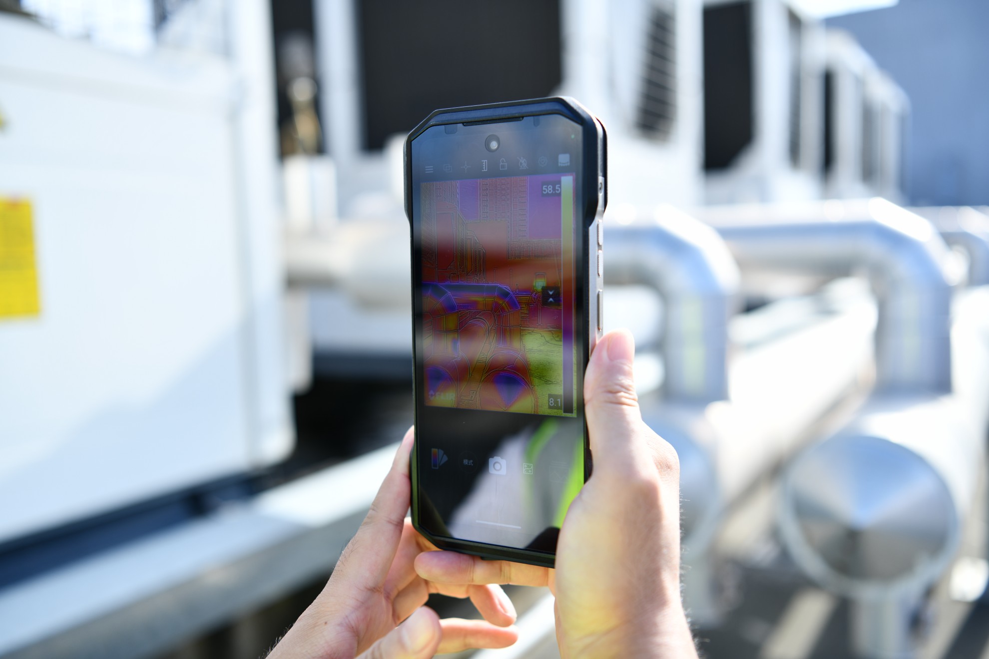 2025年防震防爆手机有哪些？这三款1.5米跌落毫发无损