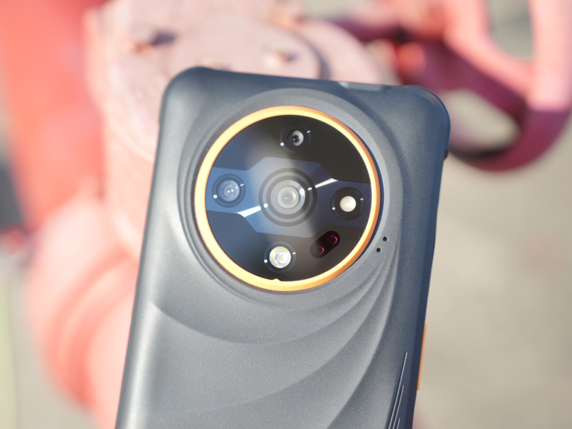 三款防爆手机推荐：强悍性能搭配5G网络