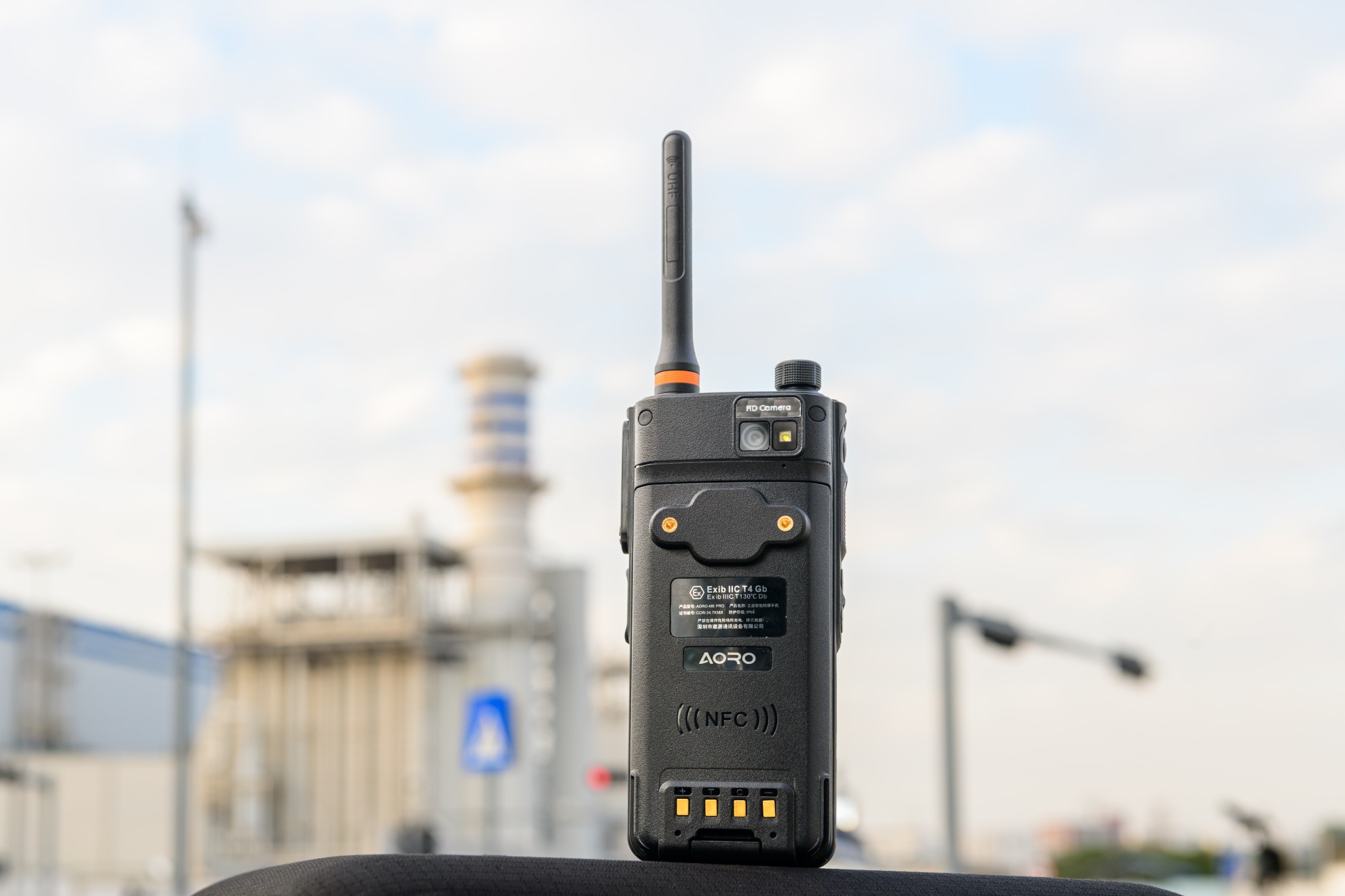 三款LTE专网防爆手机推荐：强悍性能守护工业安全