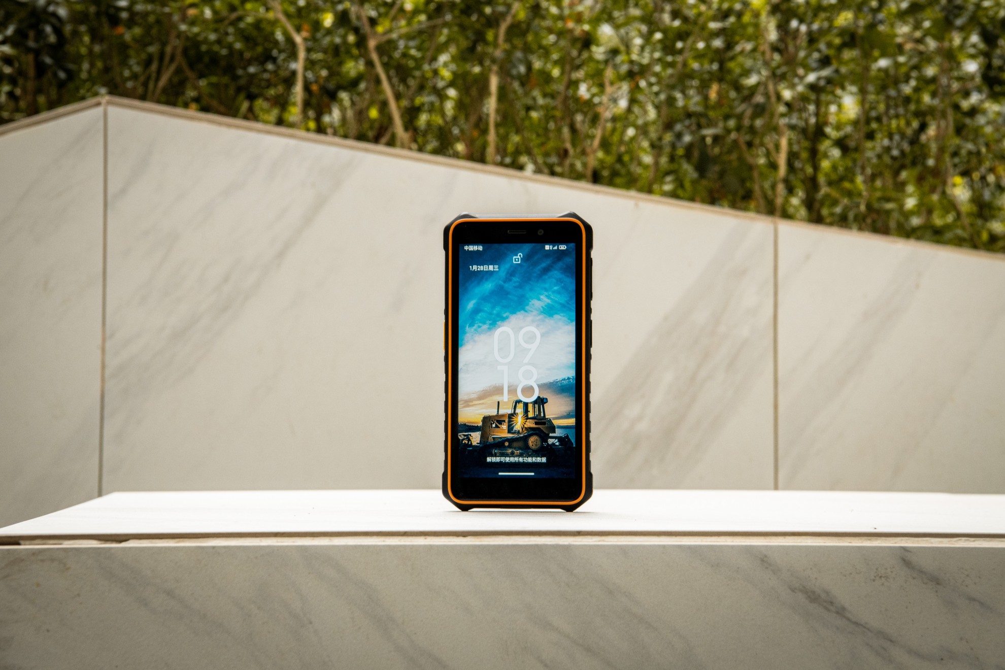 工业终端国产化进程提速：遨游推出AORO A6-2026国产芯片三防手机